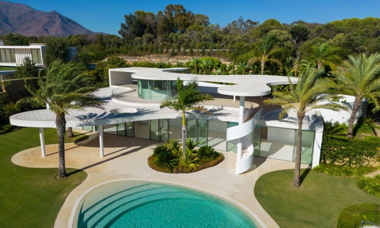 Nowe budownictwo - Willa -
Casares