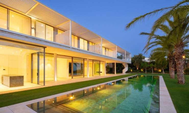 Nowe budownictwo - Willa -
Casares