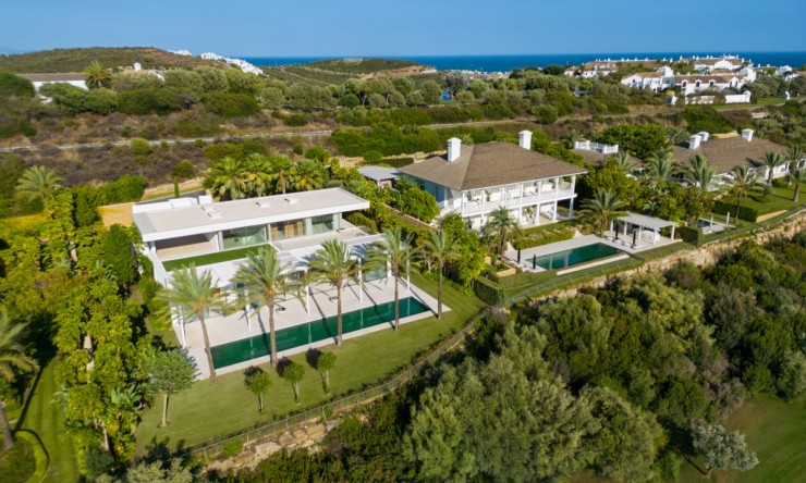 Nowe budownictwo - Willa -
Casares