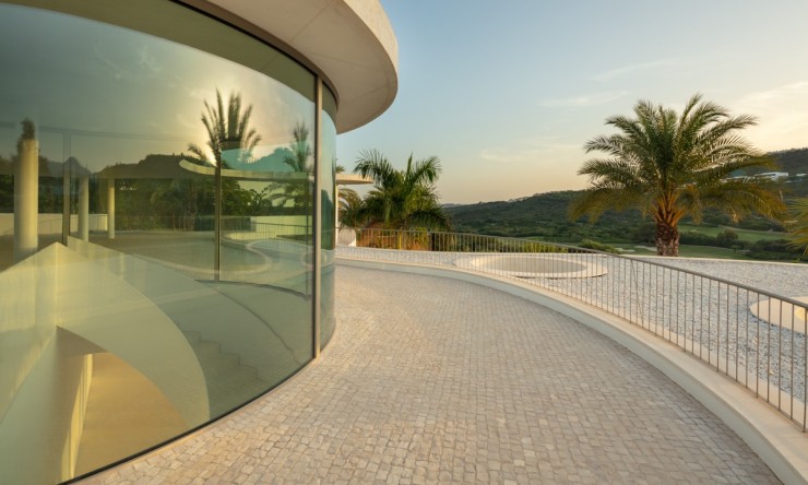 Nowe budownictwo - Willa -
Casares