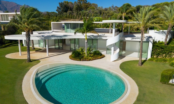 Nowe budownictwo - Willa -
Casares