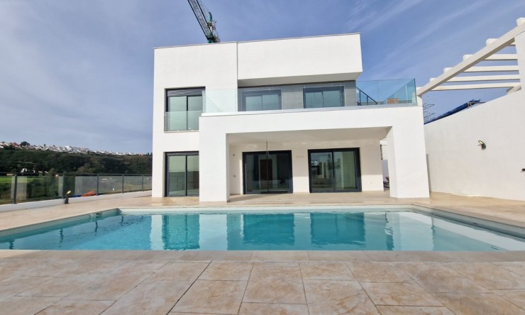 Nueva construcción  - Villa -
Manilva