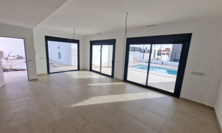 Nueva construcción  - Villa -
Manilva