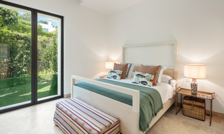 Neue Gebäude - Villa -
Casares