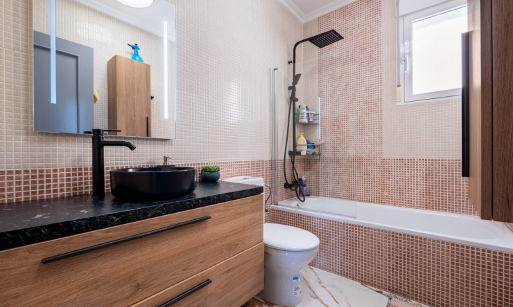 Resale - Villa -
San Miguel de Salinas