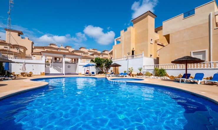 Resale - Villa -
San Miguel de Salinas