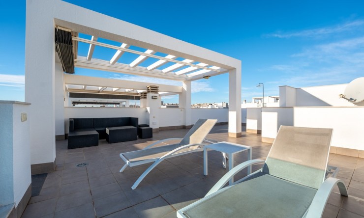 Revente - Attique -
Punta Prima