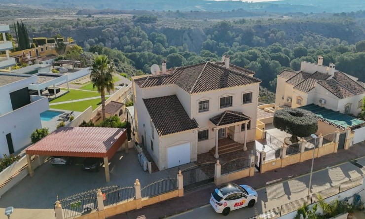 Wiederverkauf - Villa -
San Fulgencio