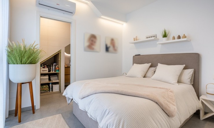 Reventa - Villa -
Roldán