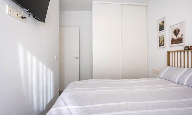 Reventa - Villa -
Roldán