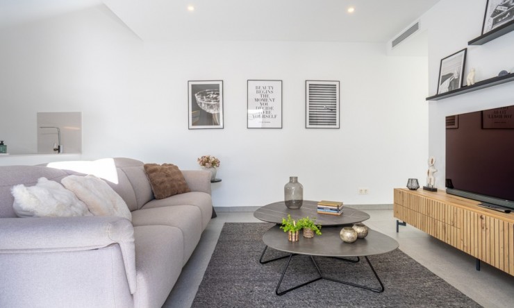 Reventa - Villa -
Roldán