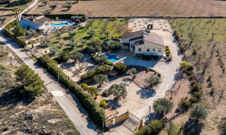 Rynek Wtórny - Finca -
La Zarza