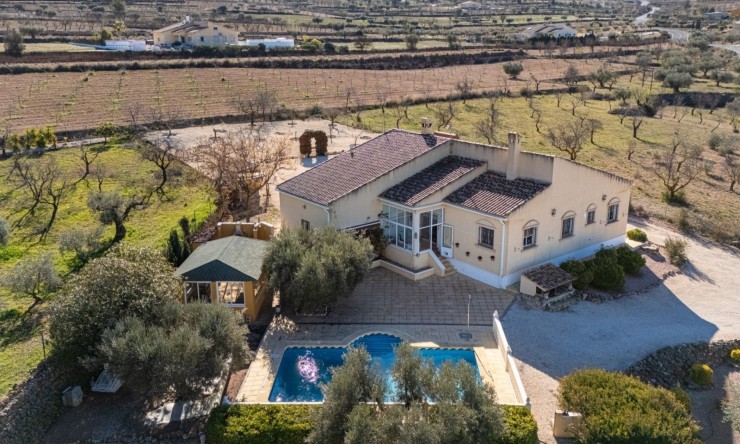 Rynek Wtórny - Finca -
La Zarza