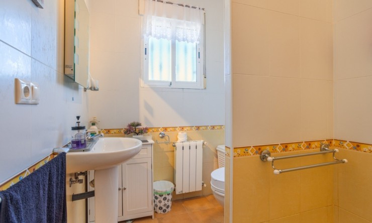 Rynek Wtórny - Finca -
La Zarza