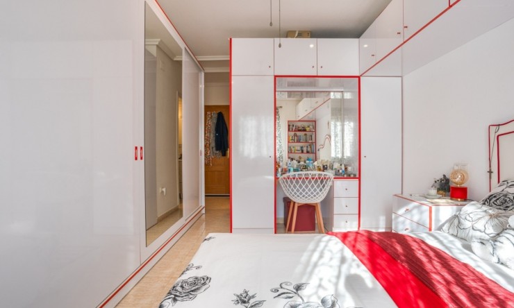 Rynek Wtórny - Finca -
La Zarza