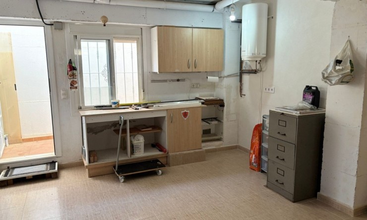 Reventa -  -
Avileses