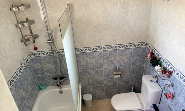 Reventa -  -
Avileses