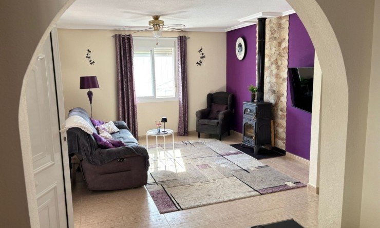 Reventa -  -
Avileses