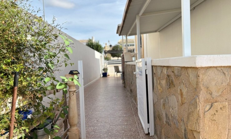 Reventa -  -
Avileses