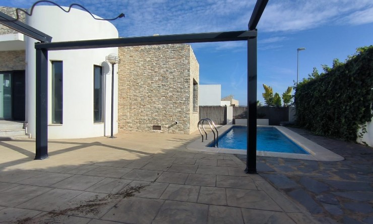 Wiederverkauf - Villa -
Polop