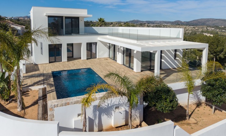 Herverkoop - Villa -
Moraira - Benimeit