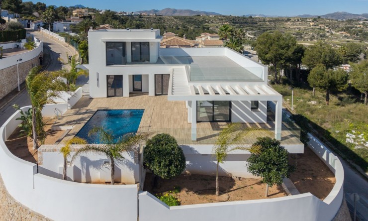 Herverkoop - Villa -
Moraira - Benimeit