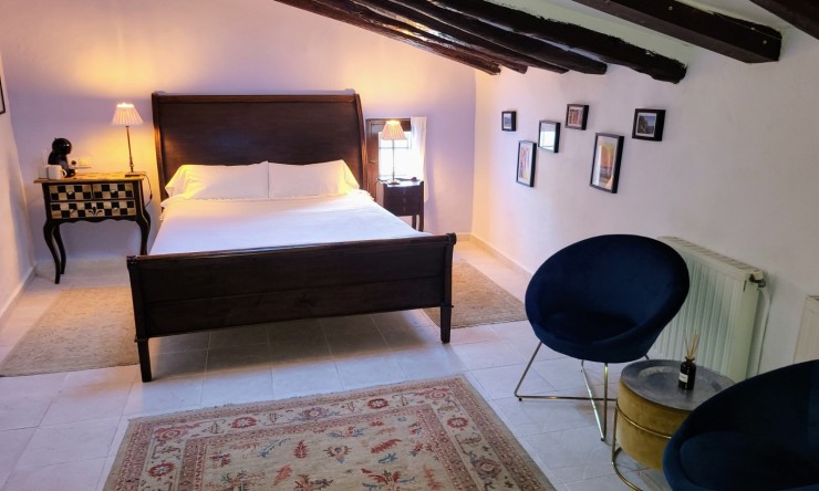 Wiederverkauf -  -
Vall de Gallinera