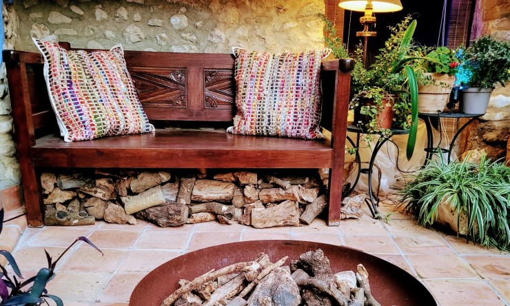 Wiederverkauf -  -
Vall de Gallinera