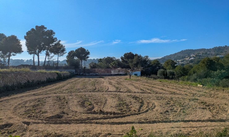 Resale - Villa -
Jávea - Las Laderas