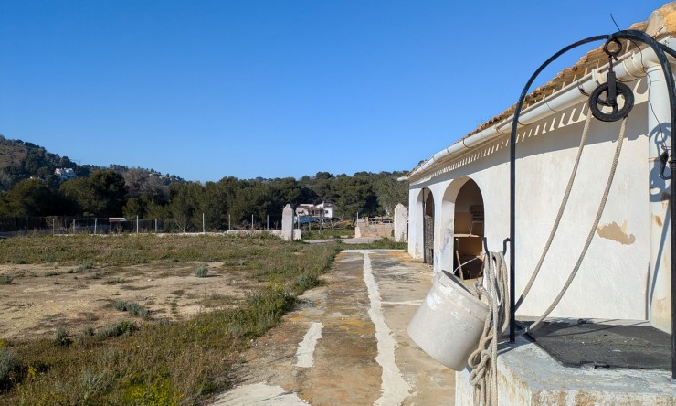 Resale - Villa -
Jávea - Las Laderas