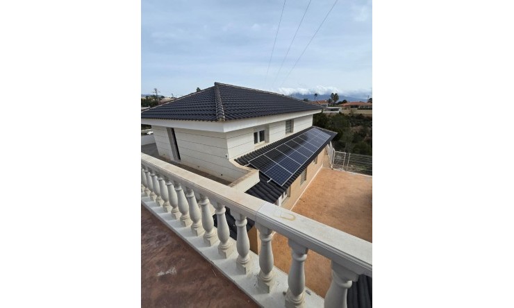 Herverkoop - Villa -
La Nucía - La Colina