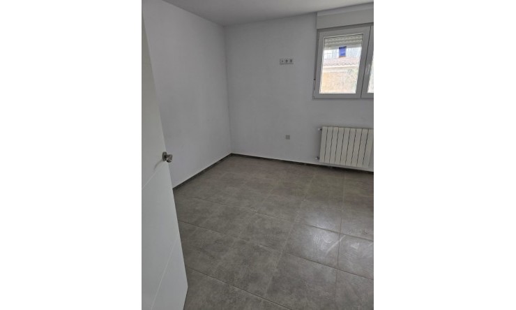 Herverkoop - Villa -
La Nucía - La Colina