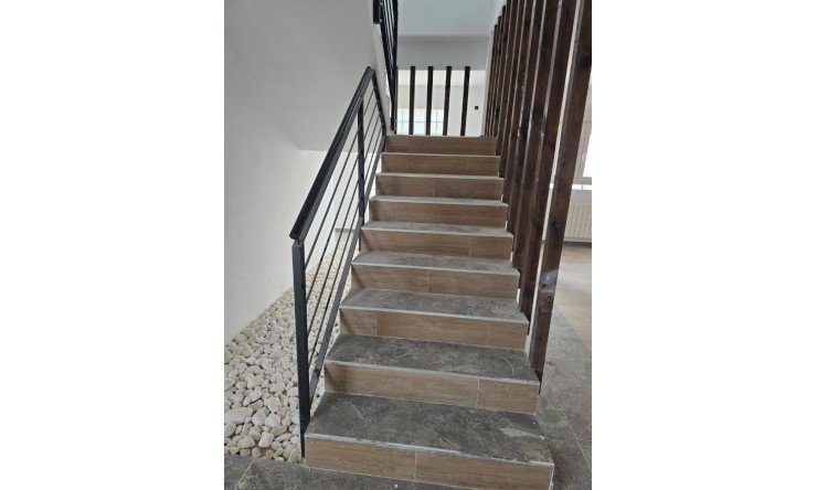 Herverkoop - Villa -
La Nucía - La Colina