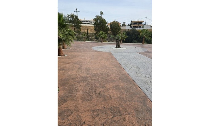 Herverkoop - Villa -
La Nucía - La Colina