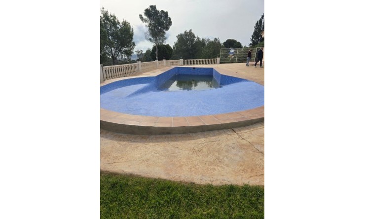 Herverkoop - Villa -
La Nucía - La Colina