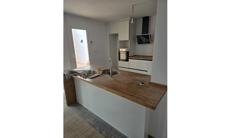 Herverkoop - Villa -
La Nucía - La Colina