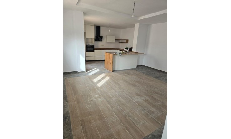 Herverkoop - Villa -
La Nucía - La Colina