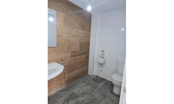 Herverkoop - Villa -
La Nucía - La Colina