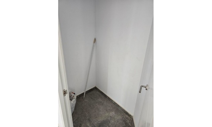 Herverkoop - Villa -
La Nucía - La Colina