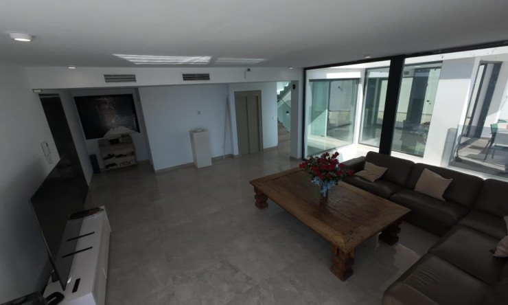 Herverkoop - Villa -
Finestrat - Sierra Cortina