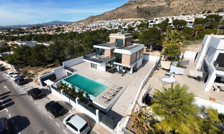 Herverkoop - Villa -
Finestrat - Sierra Cortina