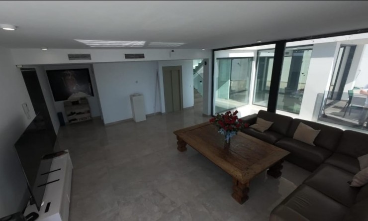 Herverkoop - Villa -
Finestrat - Sierra Cortina