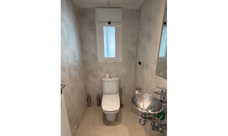 Wiederverkauf -  -
Altea