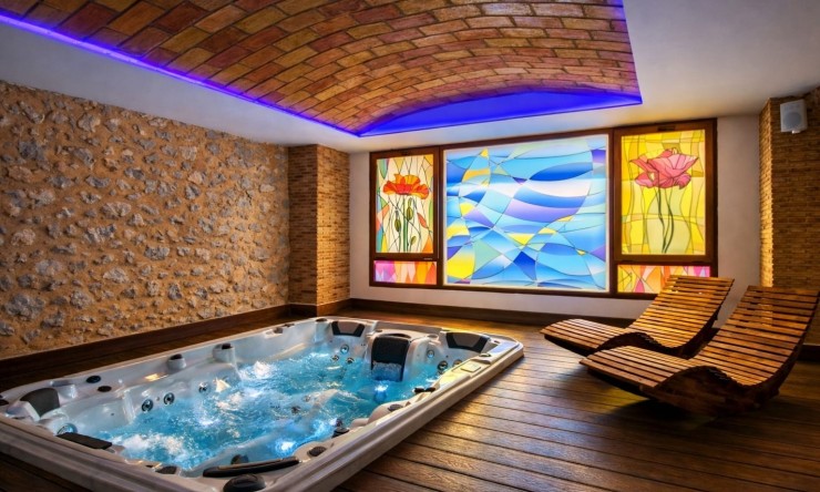 Resale - Hotel -
Alcoy