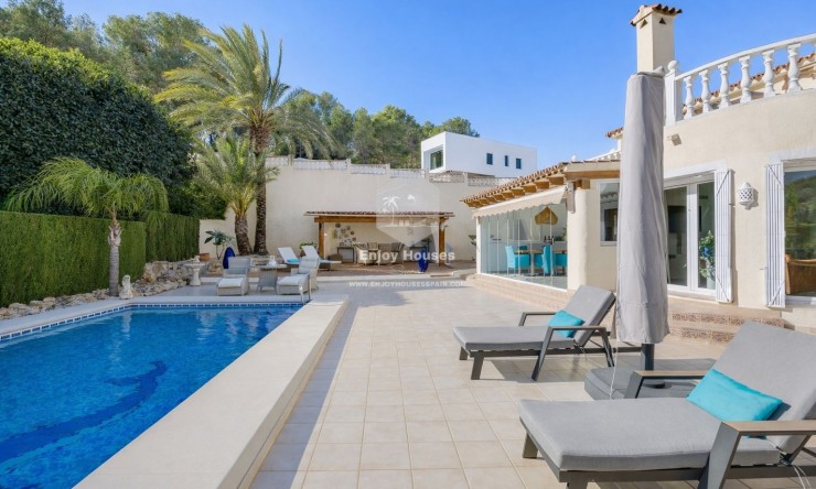 Rynek Wtórny - Willa -
Benissa - Cala Advocat - Baladrar