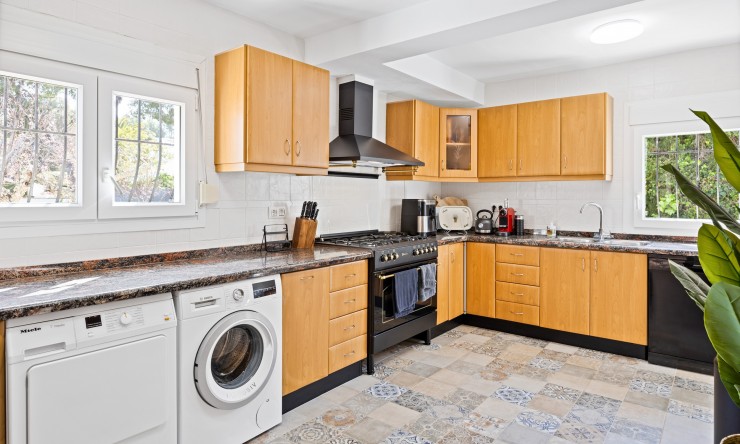 Rynek Wtórny - Willa -
Jávea / Xàbia - La Granadella  - Costa Nova