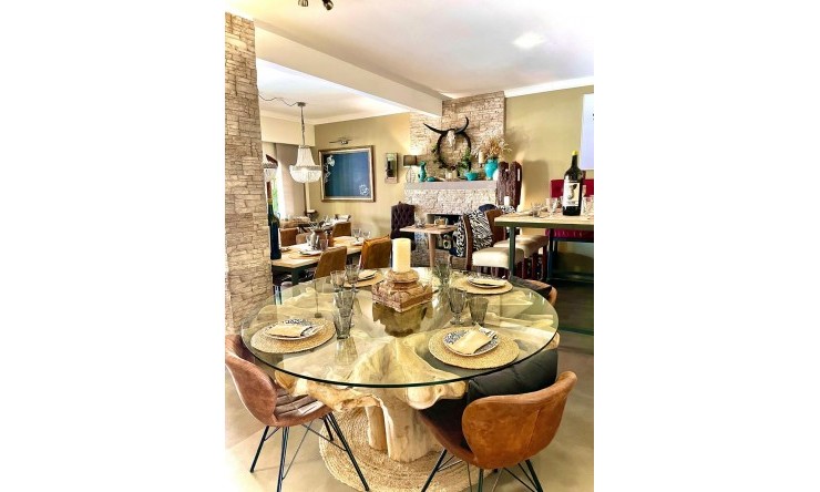 Resale - Bar / Restaurant -
Moraira - Pinar del Advocat - Cometa