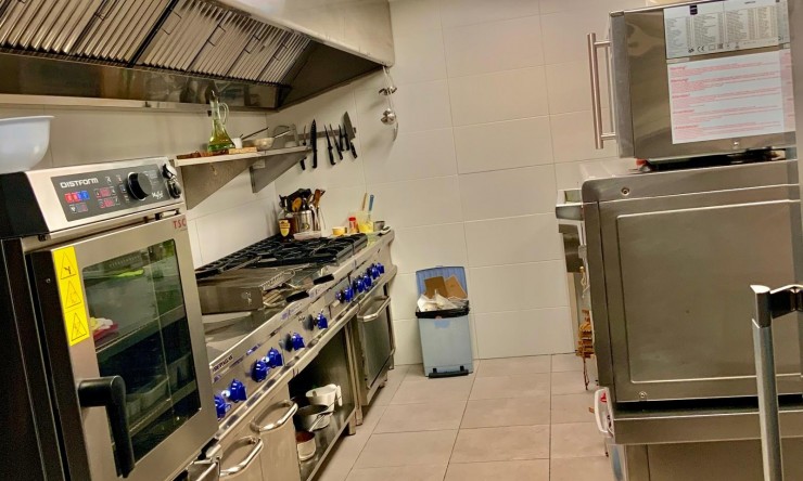 Resale - Bar / Restaurant -
Moraira - Pinar del Advocat - Cometa