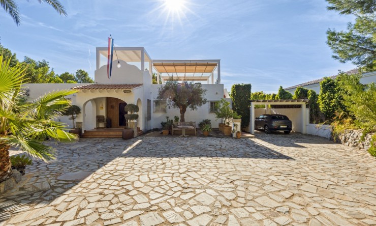 Resale - Villa -
Altea - Altea La Vella