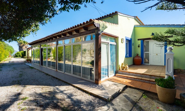 Reventa - Villa -
Benitachell - Center